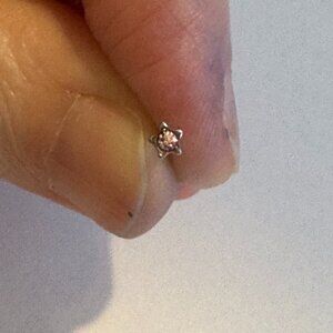 20 Gauge Pink Star Shaped Nose Rings
